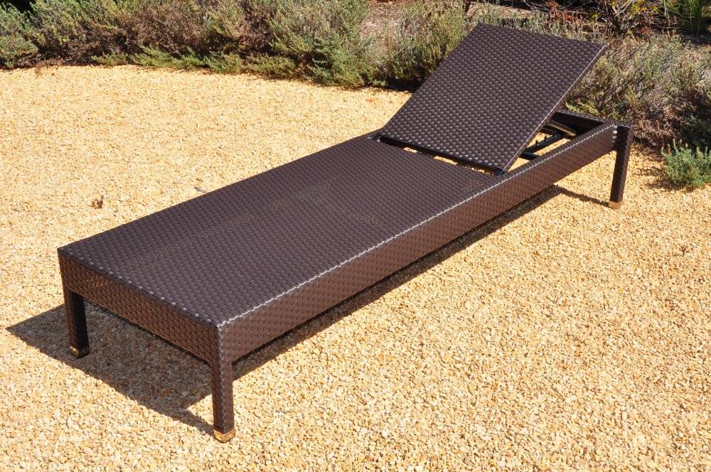Stackable All Weather Wicker Chaise Lounge