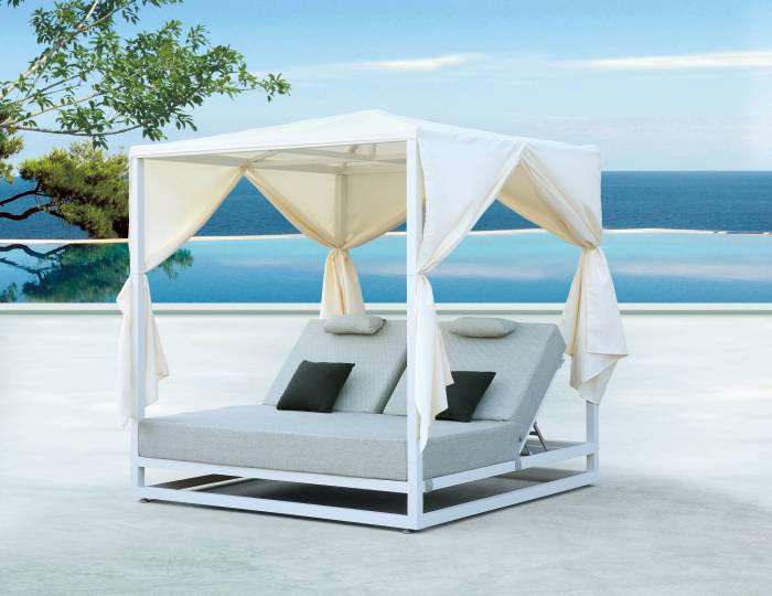 Riviera Modern Outdoor Leisure Daybed with Pitched Top