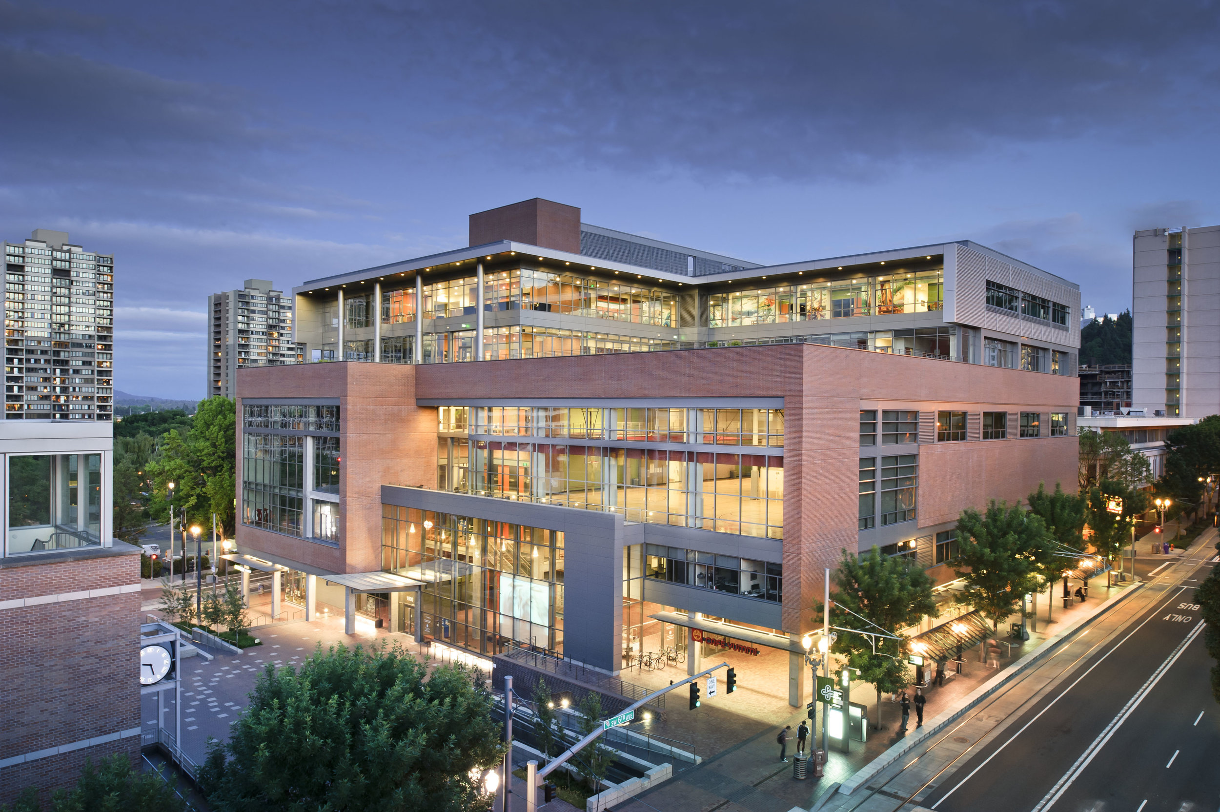 Portland State University Scholarhips 2024/2025, USA TRAVEL & WORK ABROAD