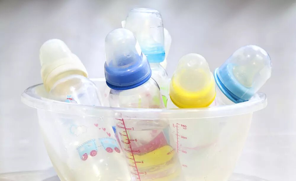 7 Easy ways to sterilize baby bottles