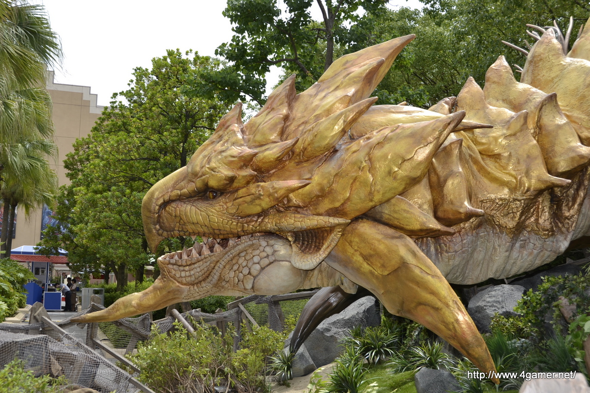 Real Monster Hunter 2012 Universal Studios Japan