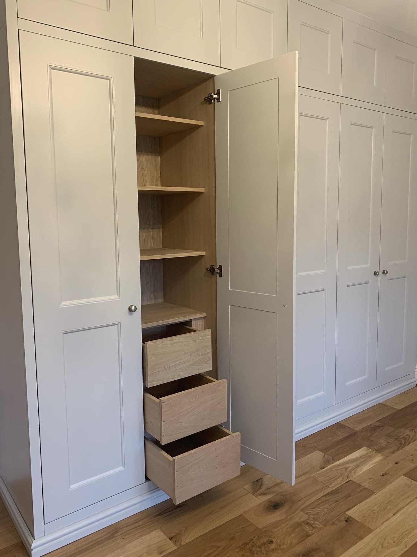 Fitted Wardrobes in Otley, Leeds & Harrogate BA Carpentry
