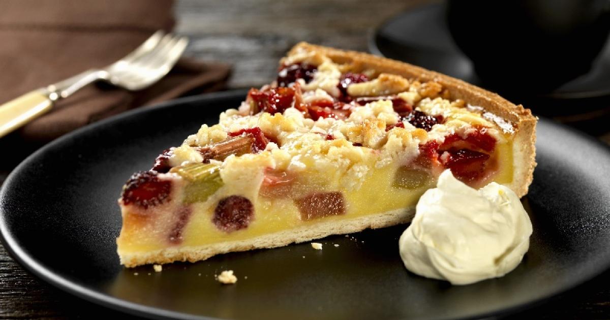 Rhabarberkuchen mit Pudding und Streuseln Backenfan