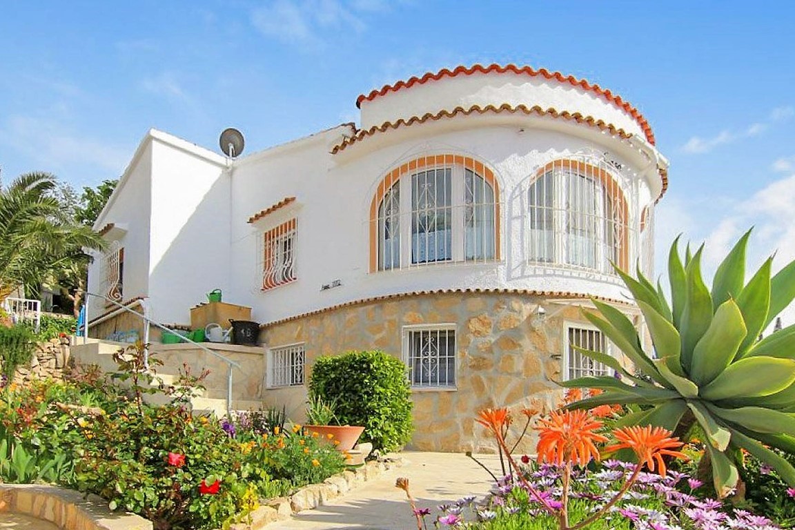 Villa in Benissa Montemar for sale in Alicante Costa Blanca Spain