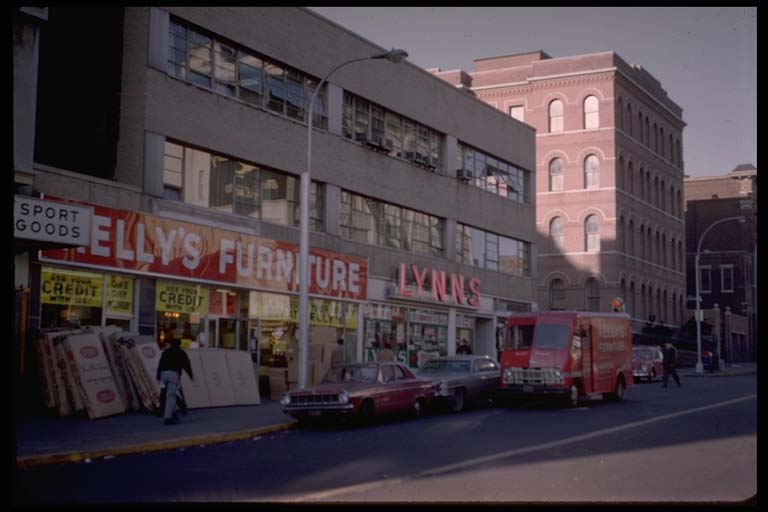 150 St, East & Melrose Ave Back In THE BRONX