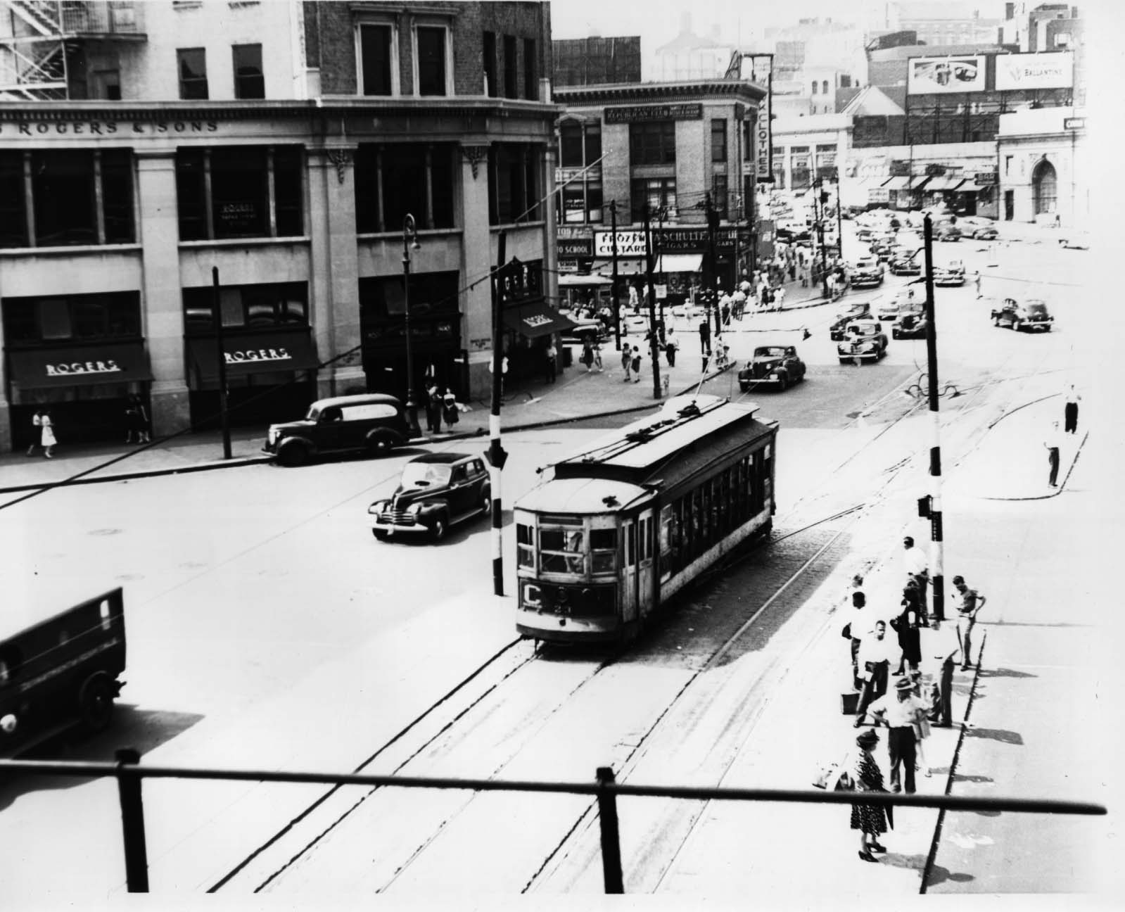 Fordham Road & ster Ave Back In THE BRONX