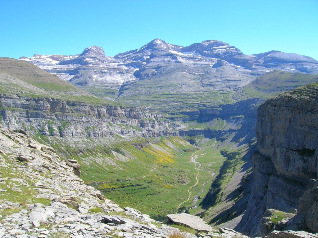 17 Best Places to Visit in Spain (with Map) Touropia