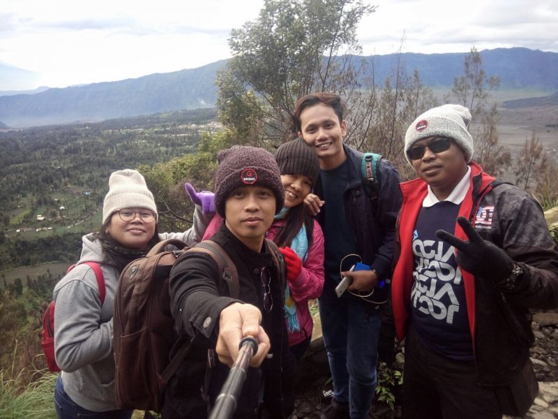 BACKPACKER INDONESIA BROMO