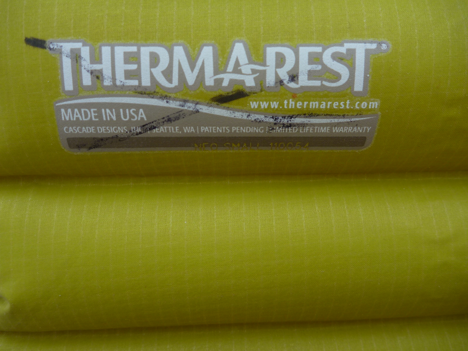 Thermarest Original NeoAir Short Sleeping Pad, 46x20x2.5, R2.5, 9.3 oz