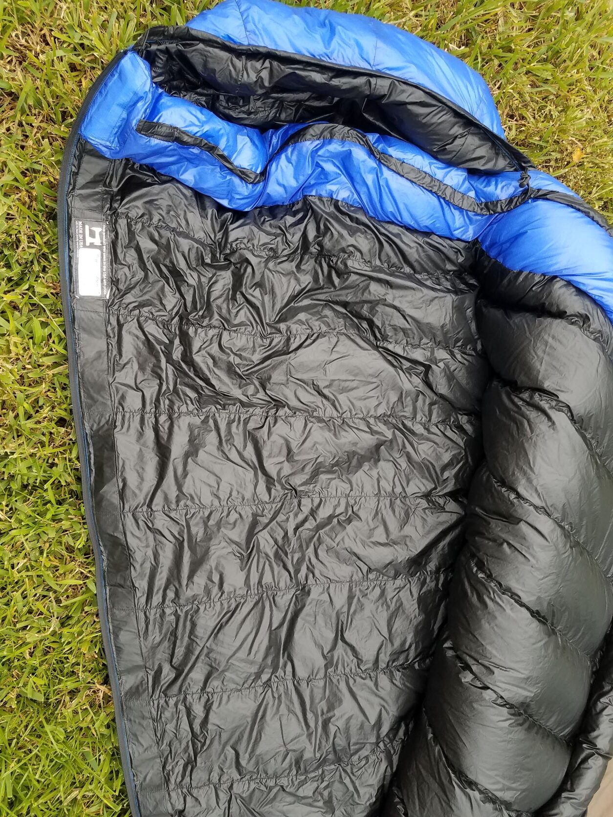 Western Mountaineering Ultralite Sleeping Bag, 20 degree, 5'6", Right