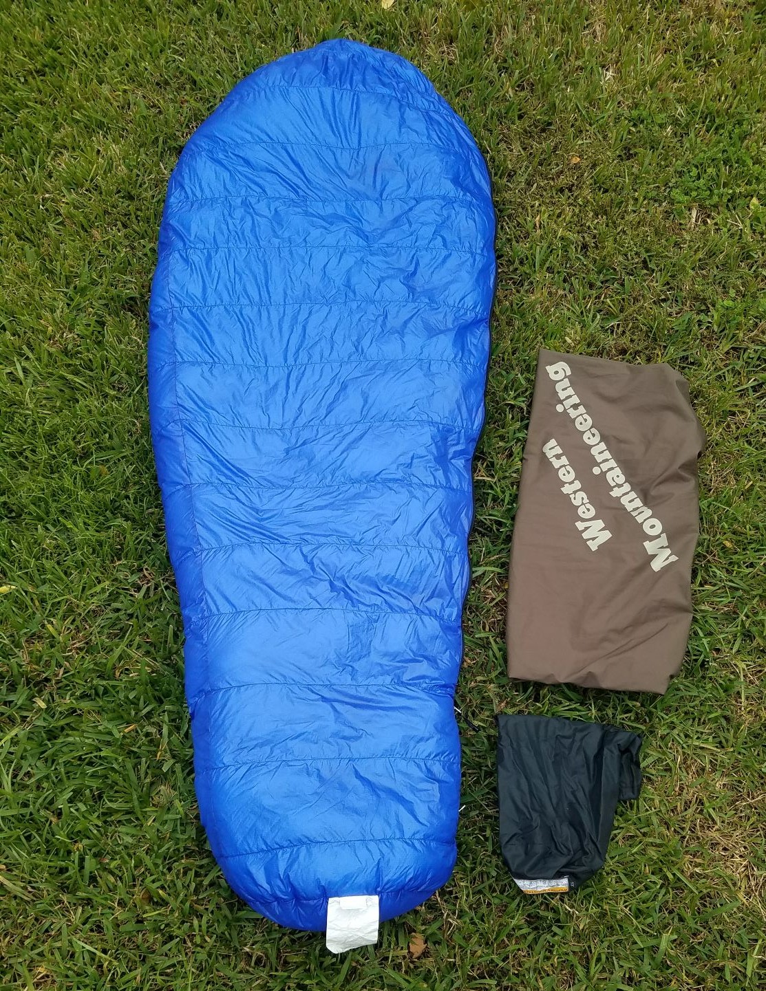 Western Mountaineering Ultralite Sleeping Bag, 20 degree, 5'6", Right
