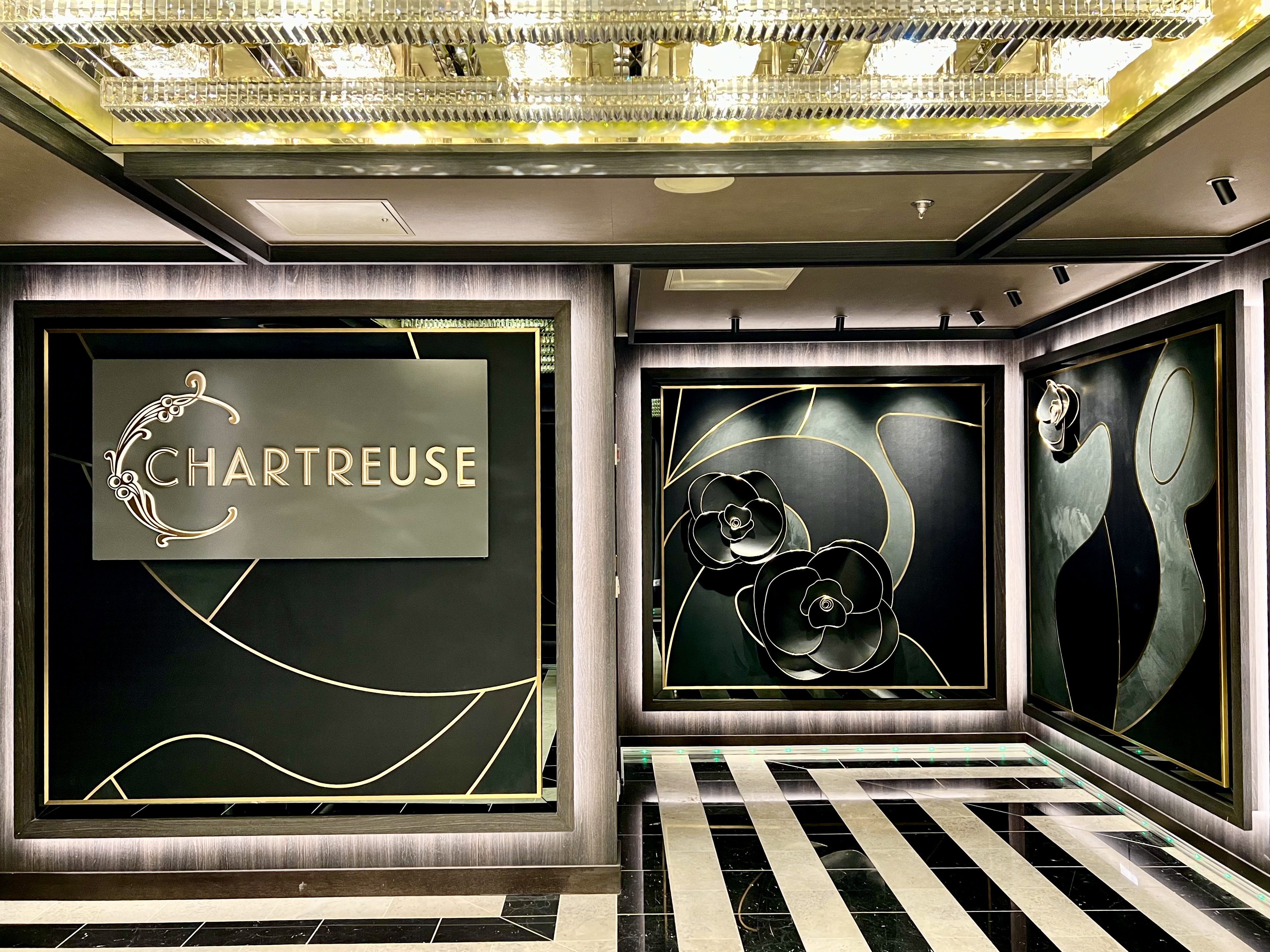 chartreuse bistro on grandeur