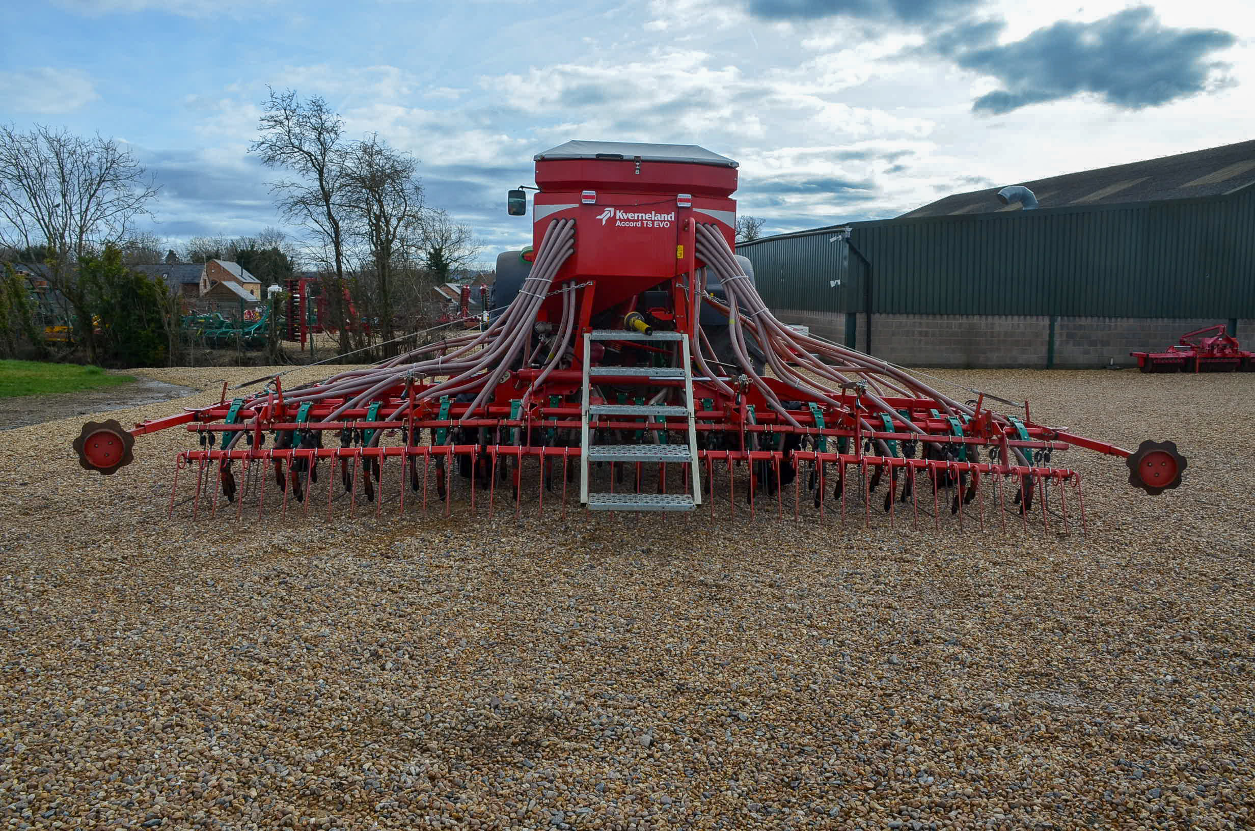KVERNELAND TS EVO 6000 TINE DRILL 6M Drills 11018323 For Sale