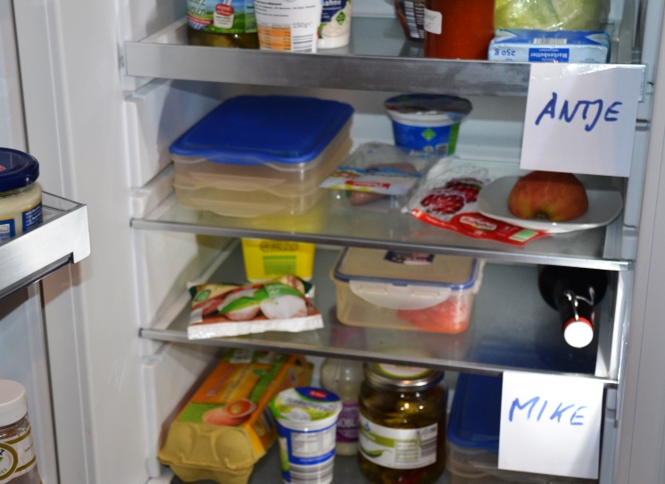 Der WGKühlschrank und OTTO Anzeige backview.eu