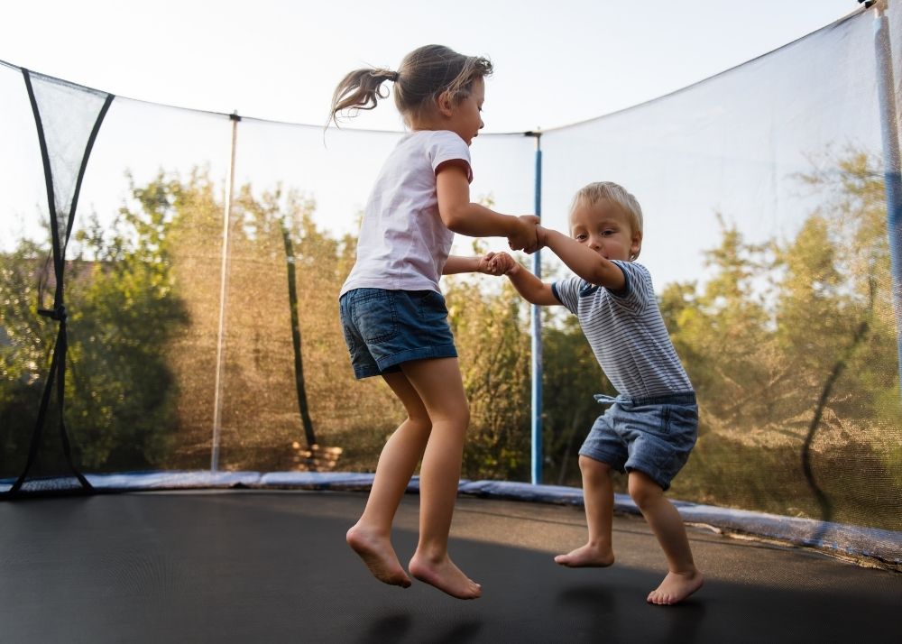 Top 5 Things That Ruin Your Trampoline Springs BACKYARDABLES