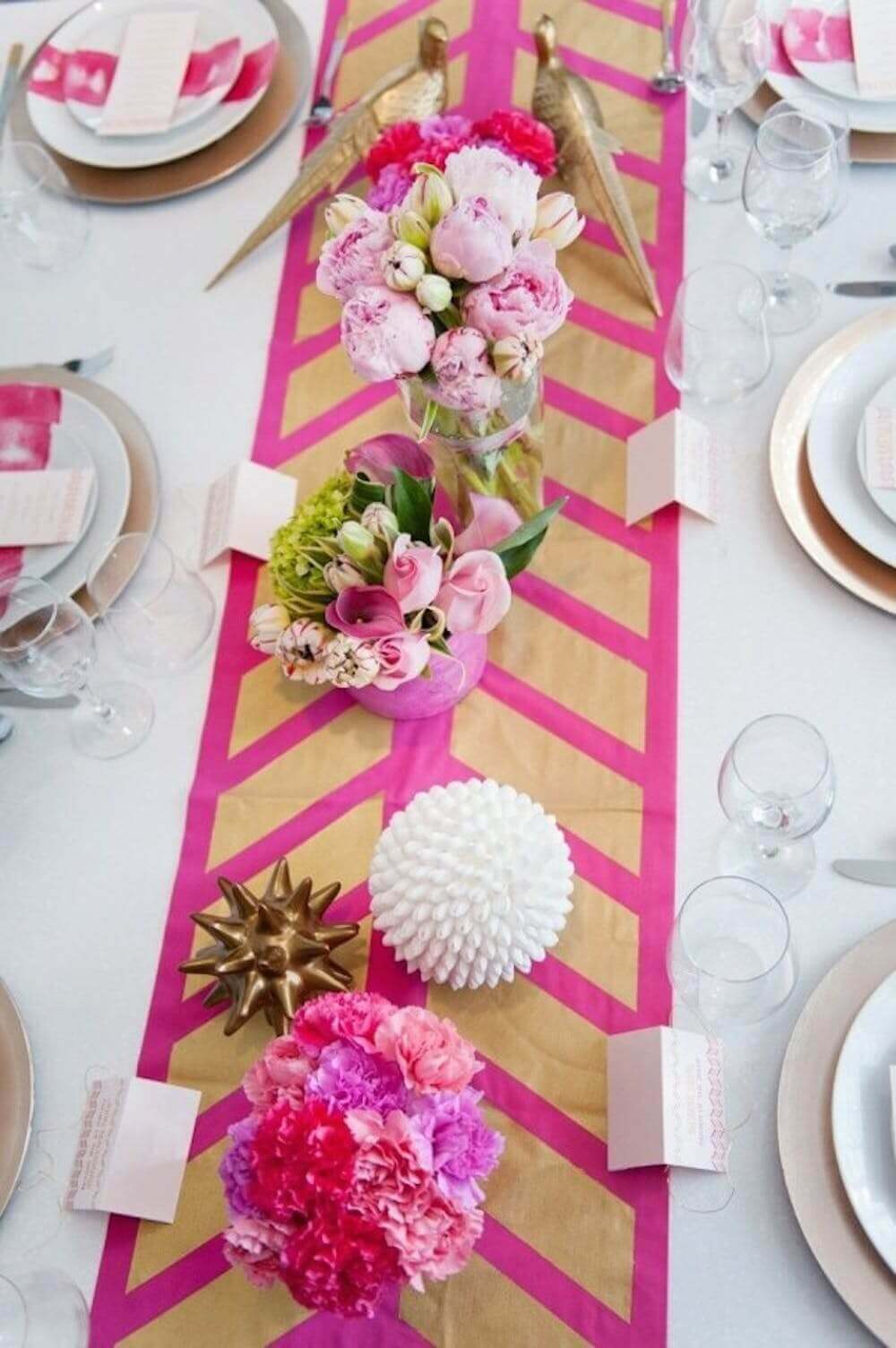 29 Striking Outdoor Table Settings
