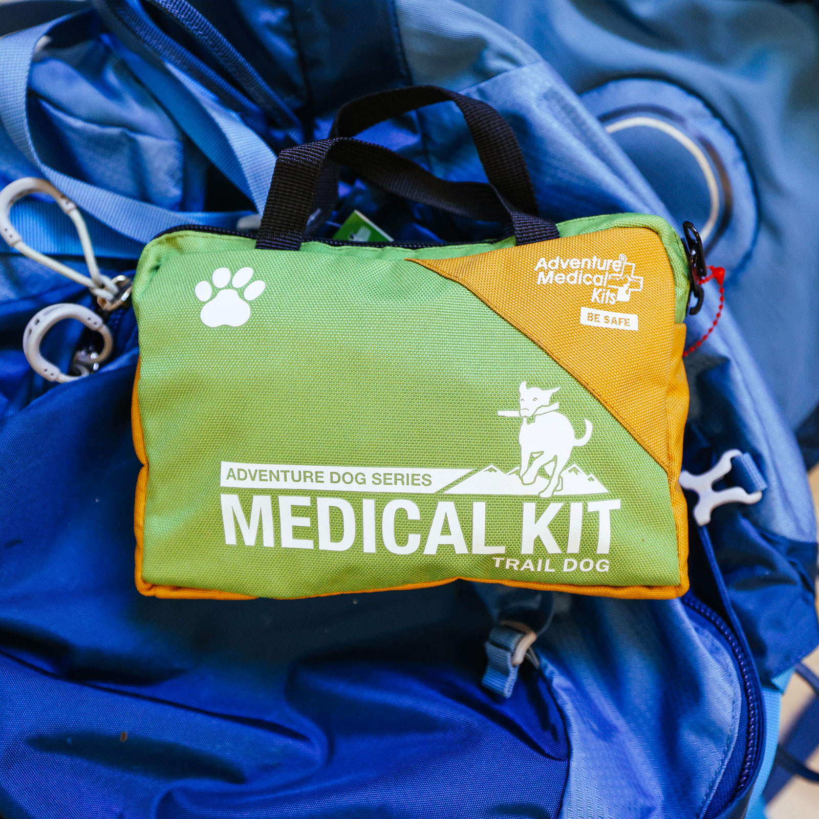 Adventure Dog Emergency Medical Kit Backyard Montana