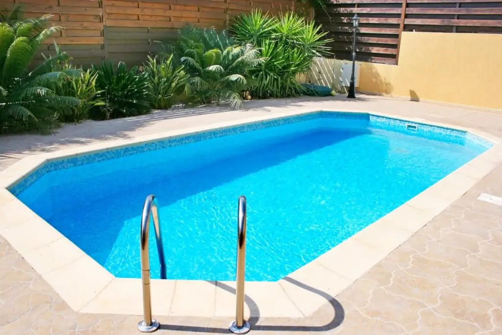 Do Concrete Pools Have Liners? Why Some Might and Probably Shouldn't