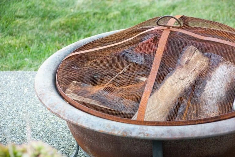 How to Remove Rust from an Outdoor Fire Pit?
