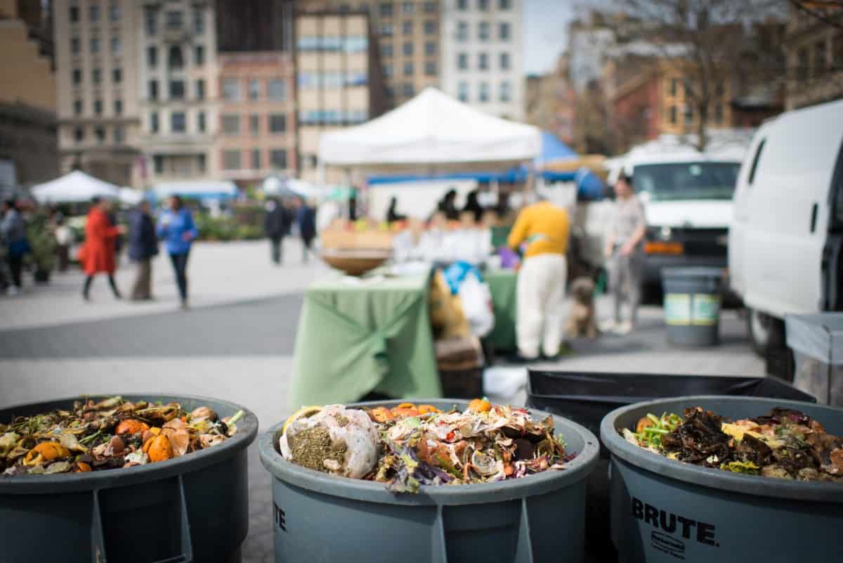 How To Compost in a Garbage Can or Trash Can DIY Guide Backyard Sidekick