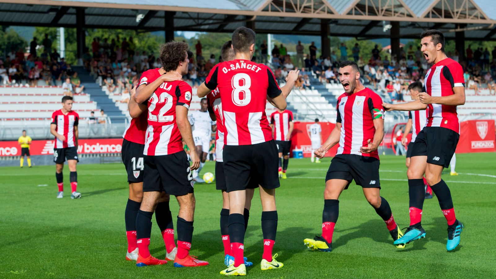 Los tres jugadores del Bilbao Athletic que ya conocen la élite Badajoz Deportes
