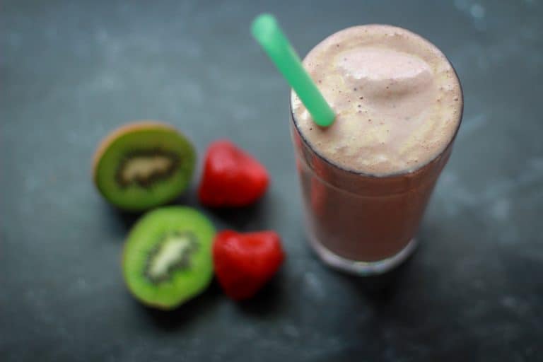 Kiwi Quencher Tropical Smoothie Copycat Recipe Bad Batch Baking