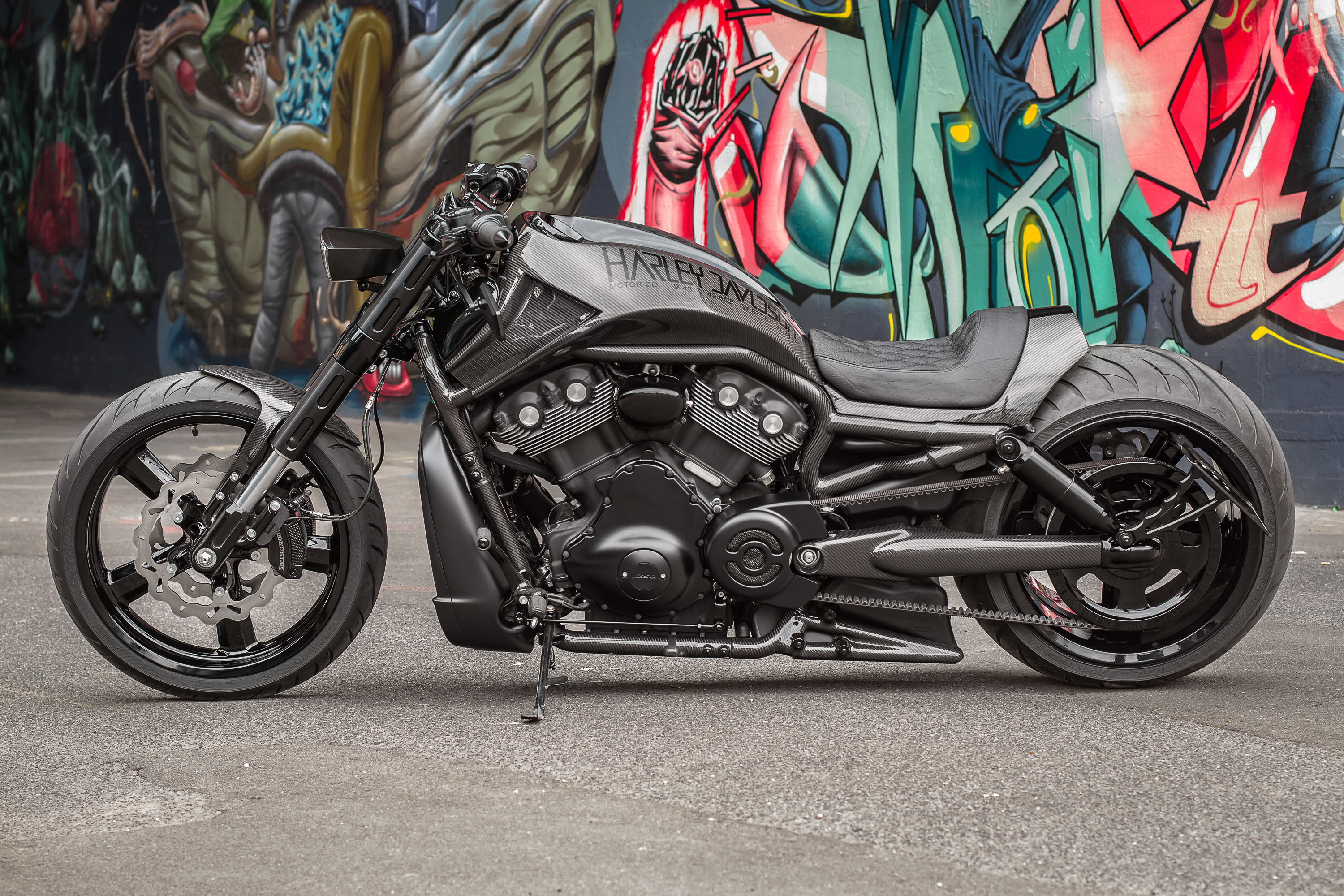 Harley Davidson "Carbon No.1" Custombike Bad Boy Customs