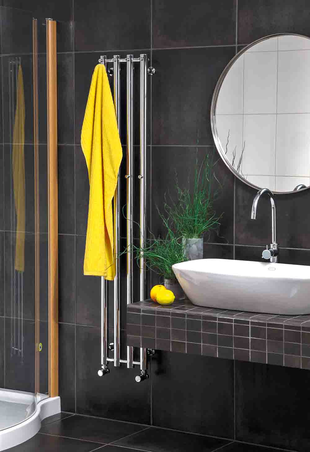 Handdukstork Nära Dusch Handdukstork med integrerade krokar gör Rosendal optimal — BadExtra