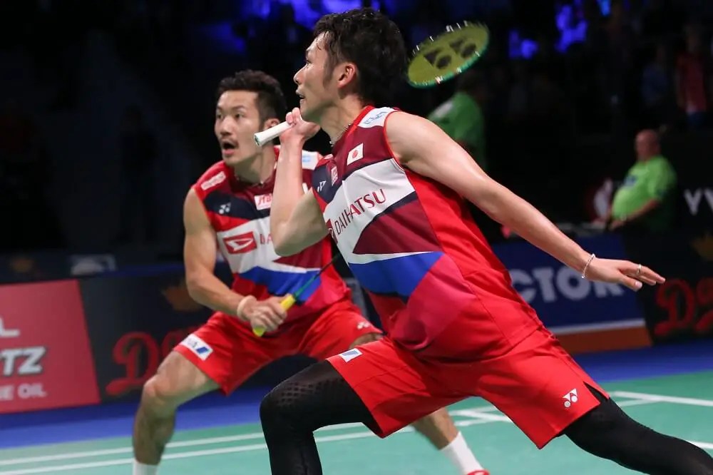 What do Badminton Players Wear? BadmintonBites