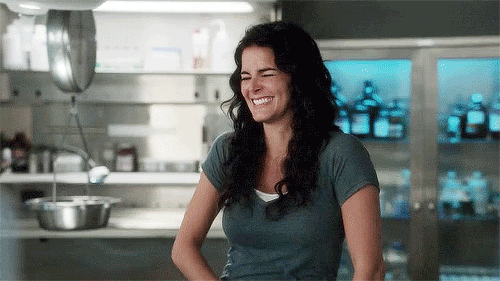 7 Reasons Why The Girls Who Laugh Out Loudest Are The Best!! Baggout