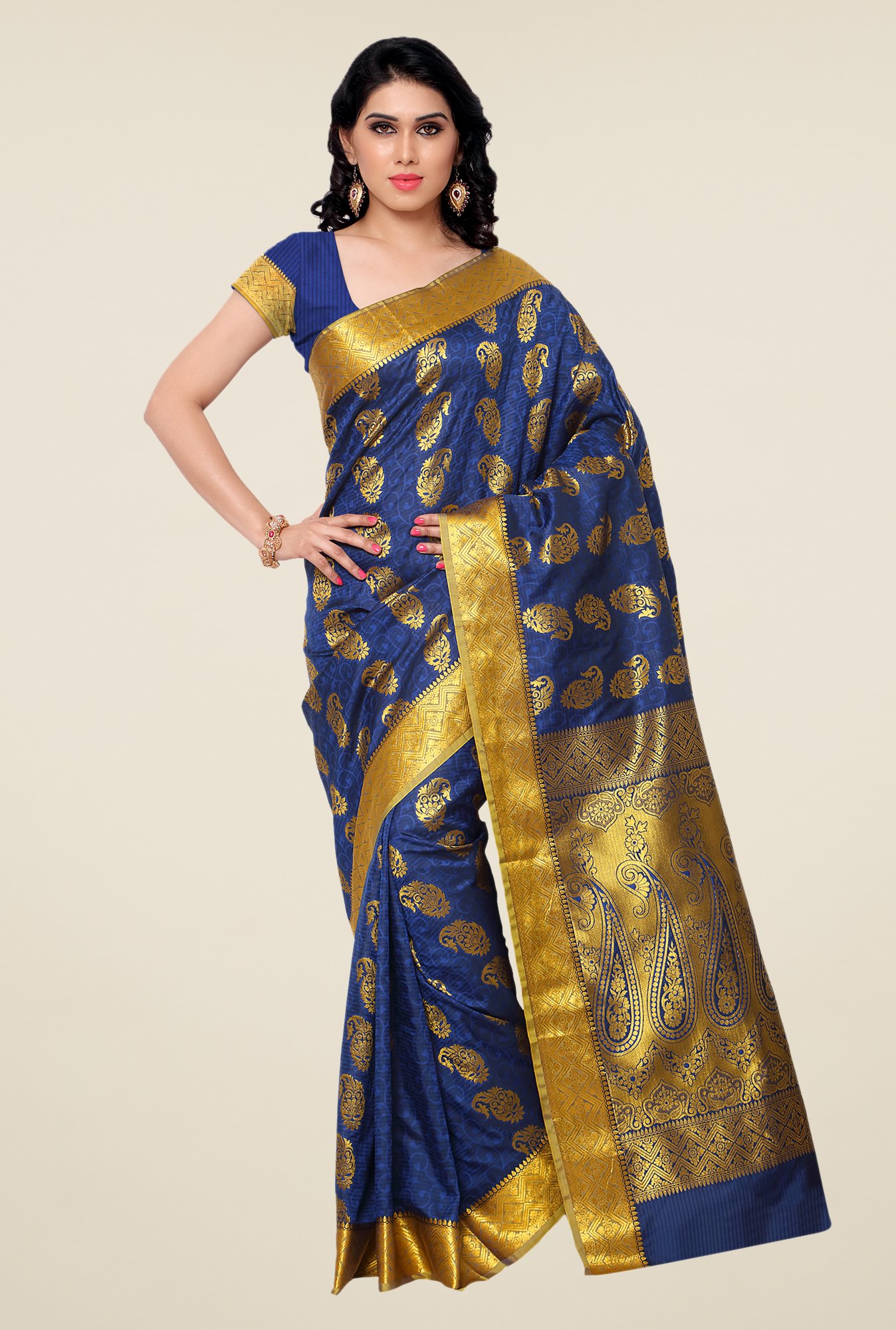 20 Types Of Sarees For Every Woman To Own! Baggout