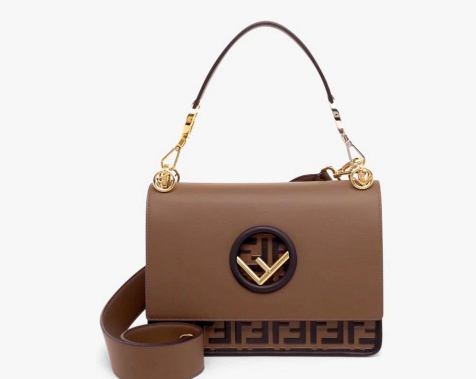 Top more than 86 international bag brands in india latest in.duhocakina