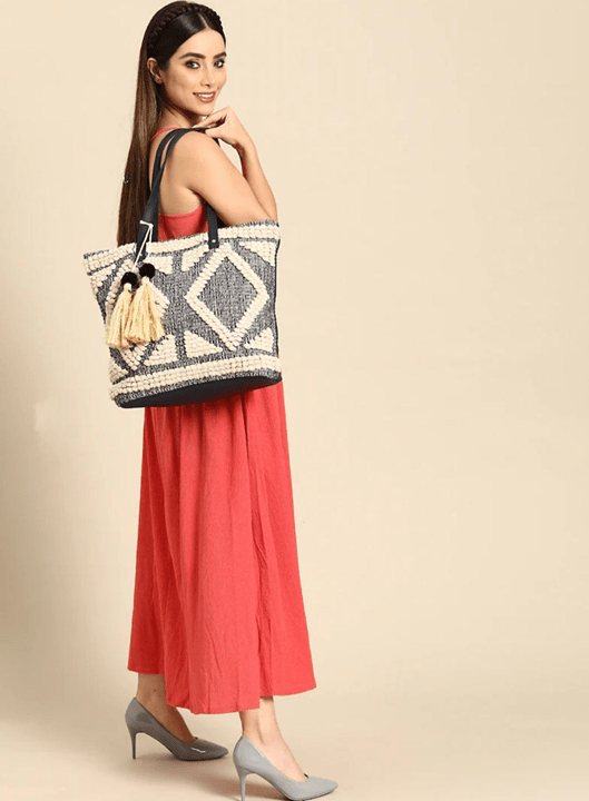 BEST SHOULDER BAG BRANDS IN INDIA FOR WOMEN! Baggout