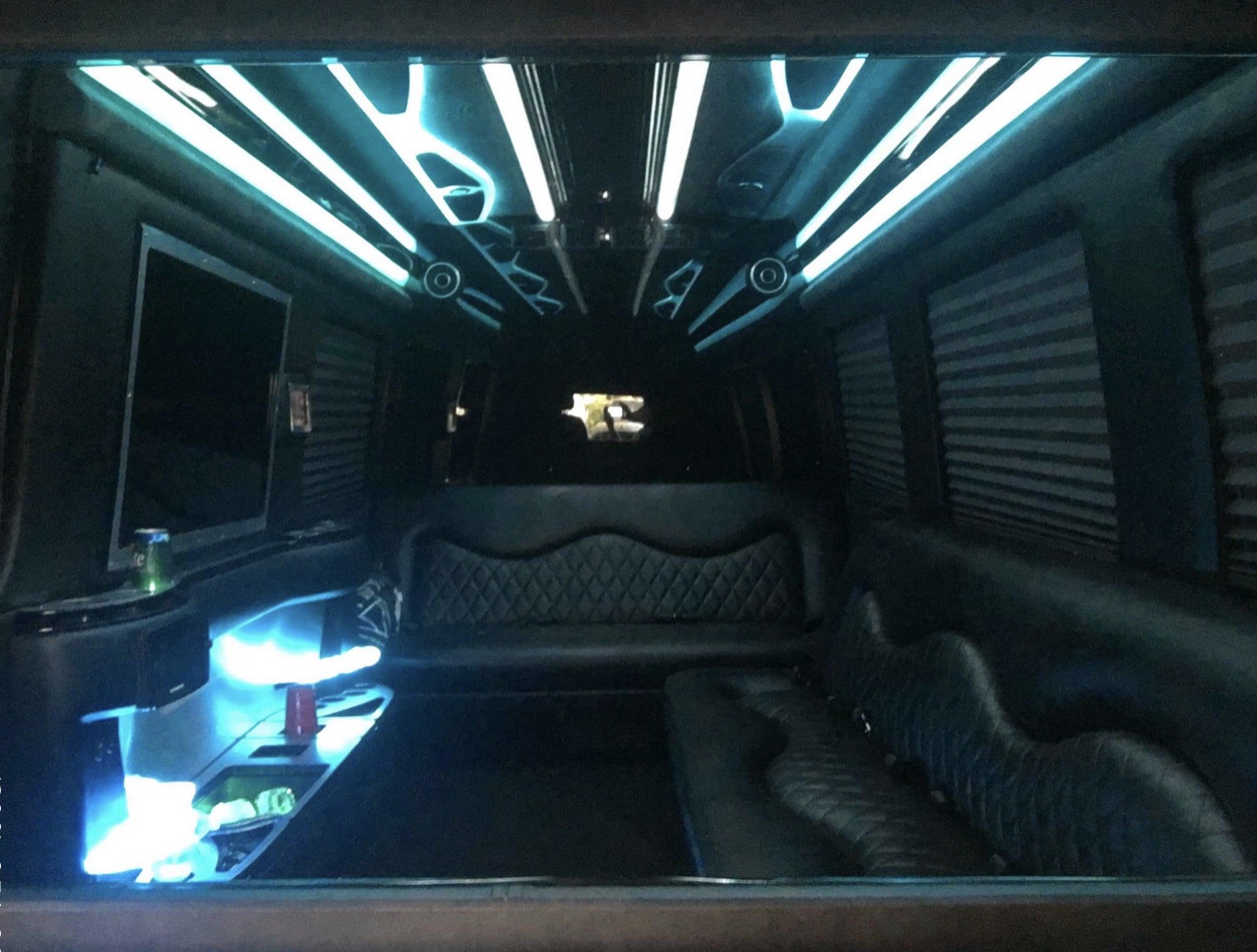 Nassau's Premier Limousine Ground Transportation (ONE WAY) Baggy