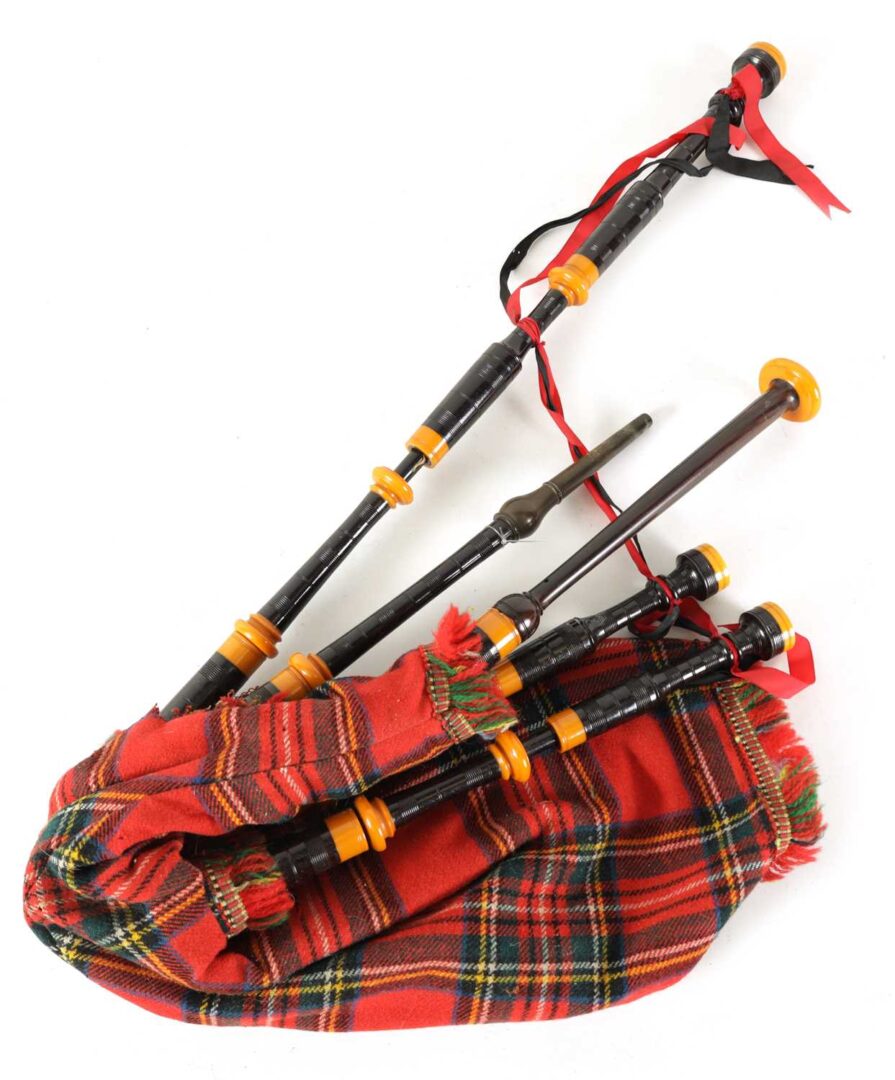 Bagpipe Central AUCTION A 3/4 set of Scottish bagpipes