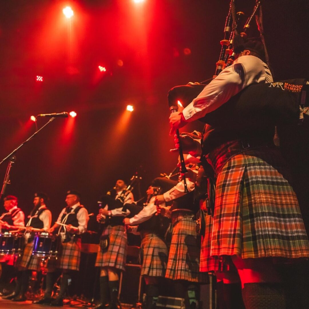 Bagpipe Central 15x Ancient Caledonia Kilts & 10m of Tartan