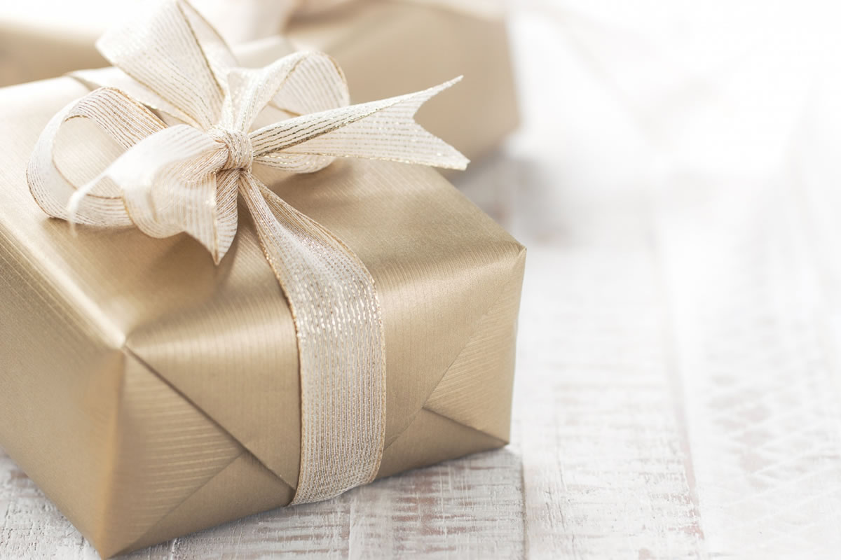Things to Know About Gift Wrapping Bags and Boxes