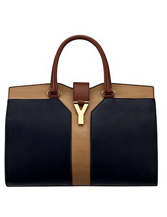 Yves Saint Laurent bags. Yves Saint Laurent, PreLoved Black Le 5 à 7