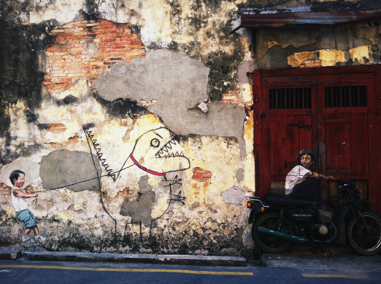 penang wall paintings by Ernest Different but beautiful