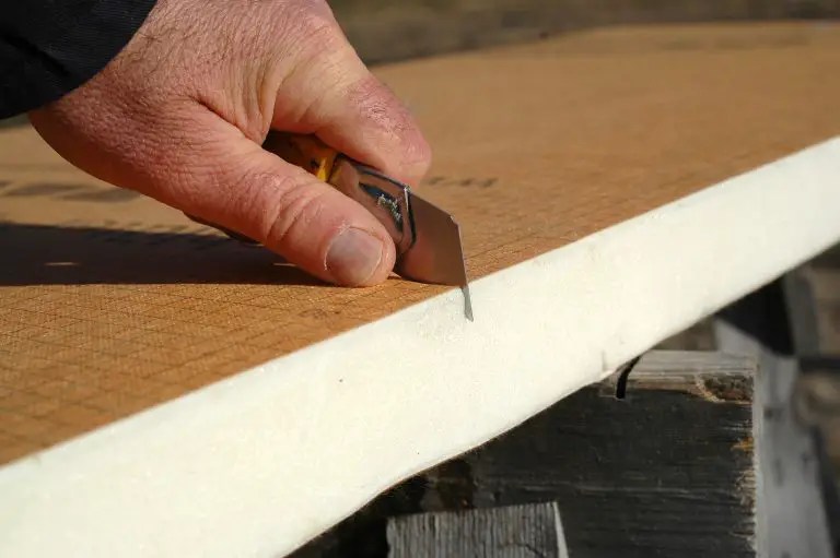 STRONG, WATERPROOF, VERSATILE FOAMBOARD A Great Way to Set Ceramic Tiles