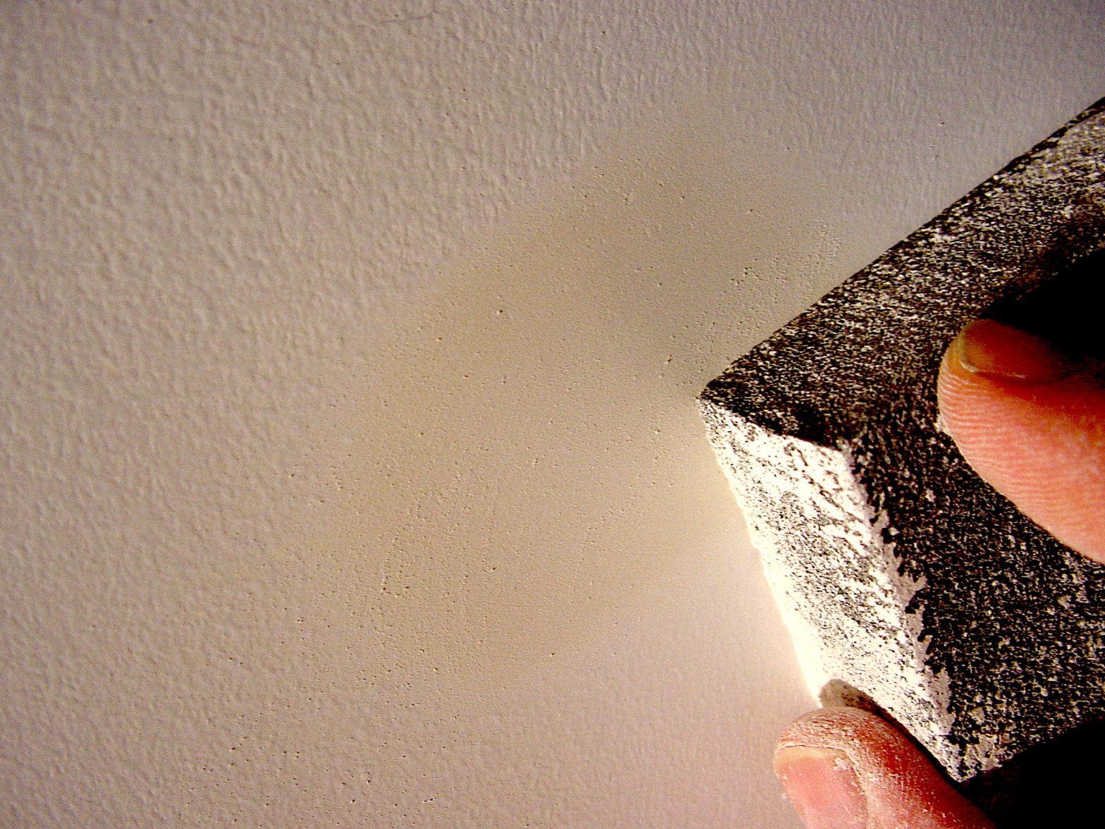 How to Prepare Drywall for Interior Painting