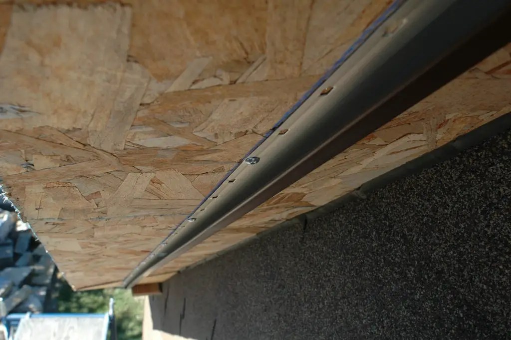 ALUMINUM SOFFIT & FASCIA HowTo Install It The Right Way