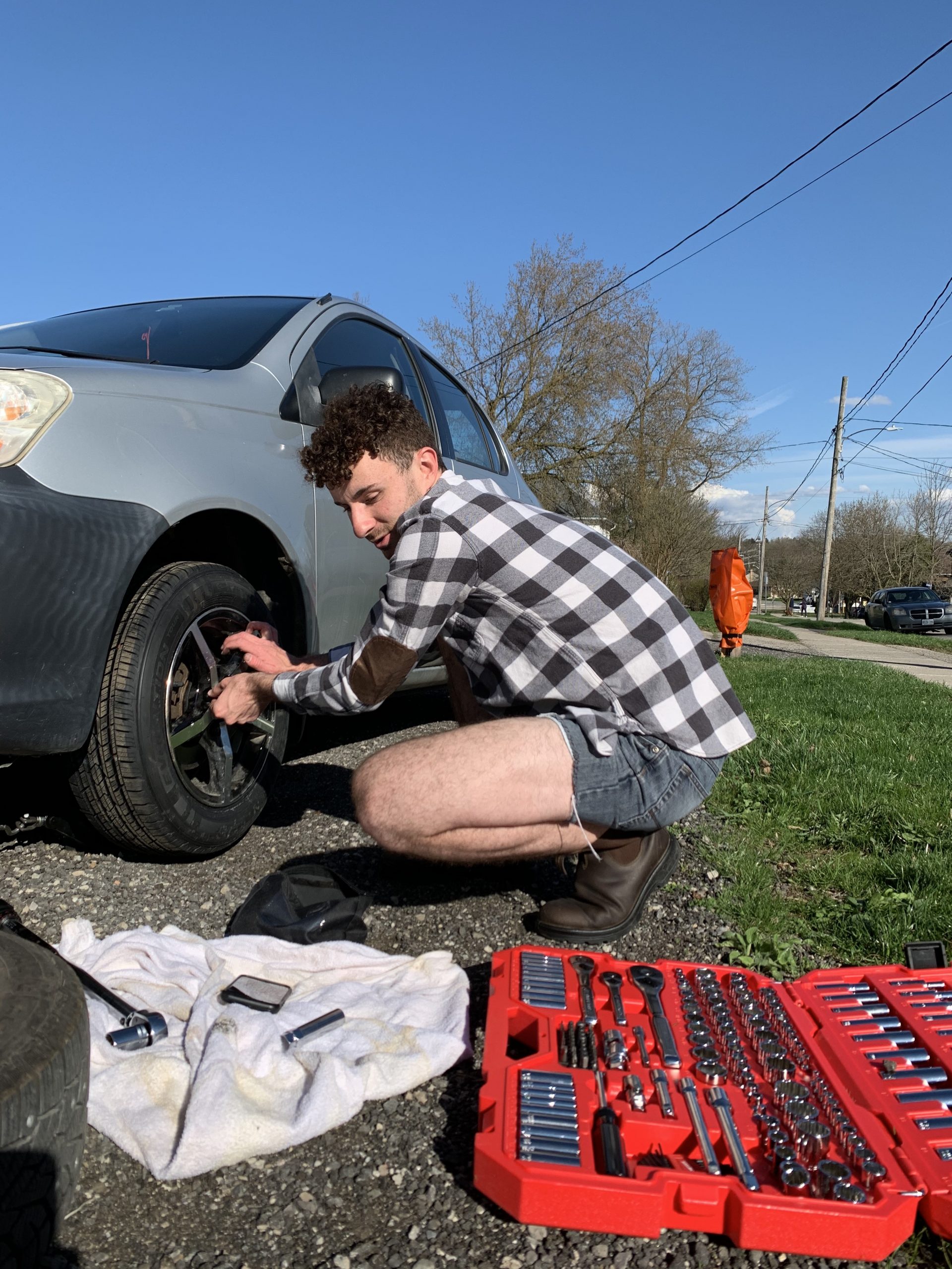 CHANGING YOUR OWN TIRES How This Seasonal Job Builds Satisfaction