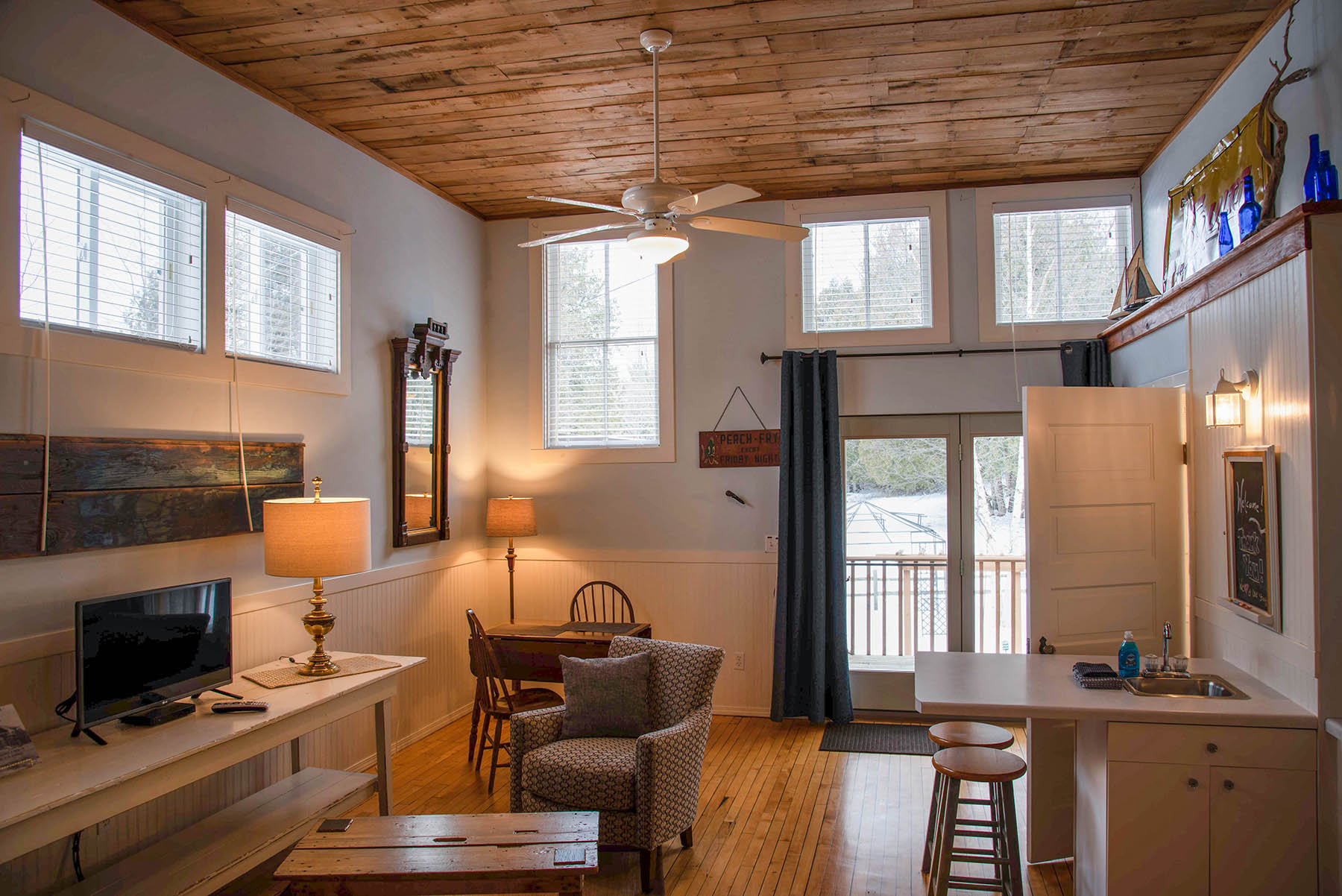 Historic Door County Inn Baileys Harbor, WI Baileys Harbor