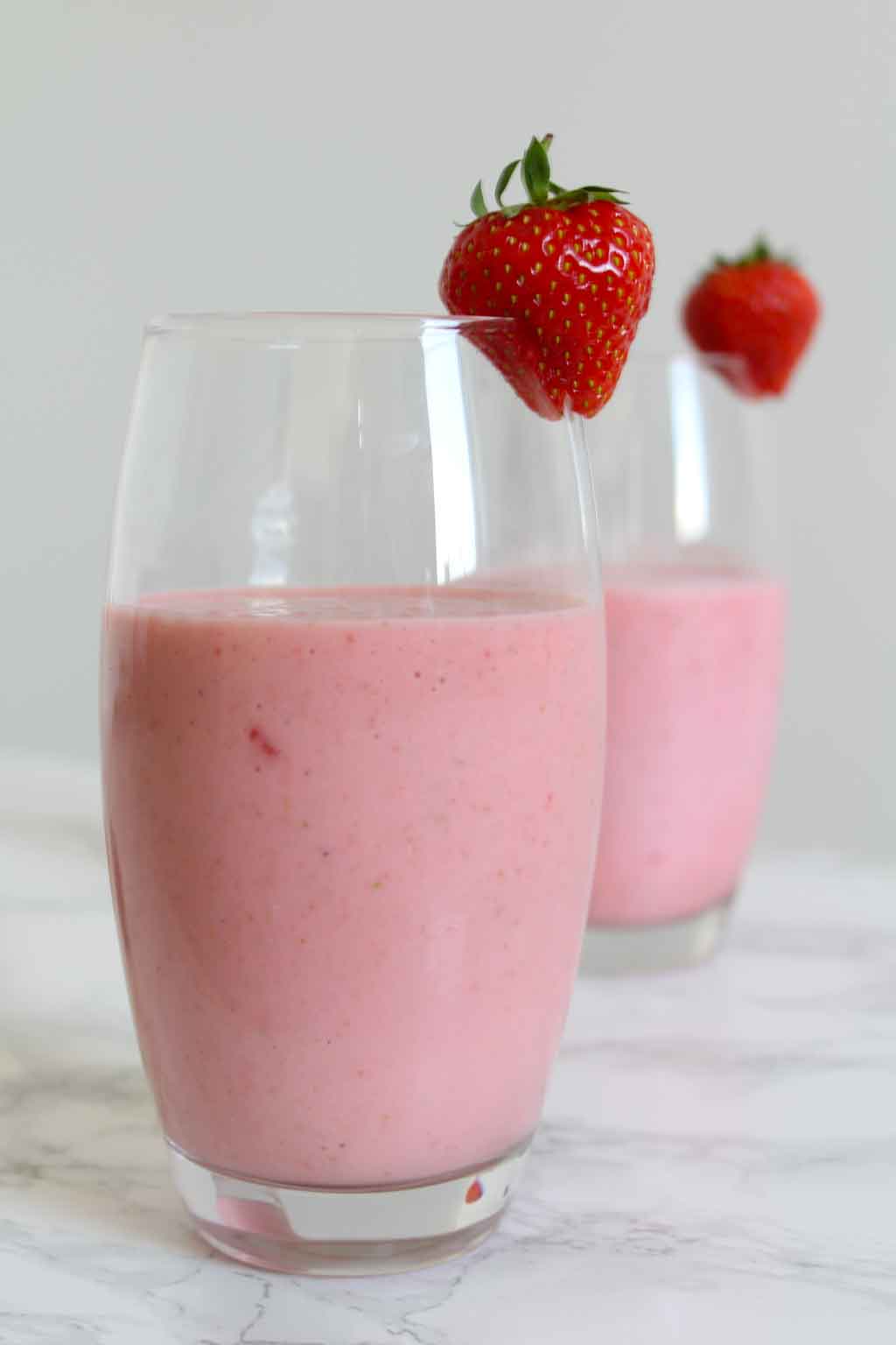 Best Strawberry Milkshakes Near Me at Best