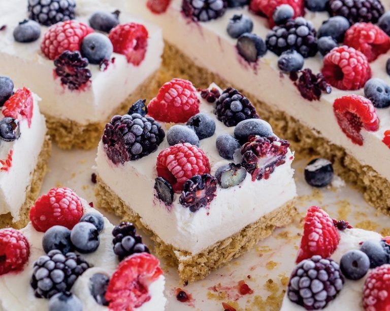 Mixed Berries and Cream Bars Bake from Scratch