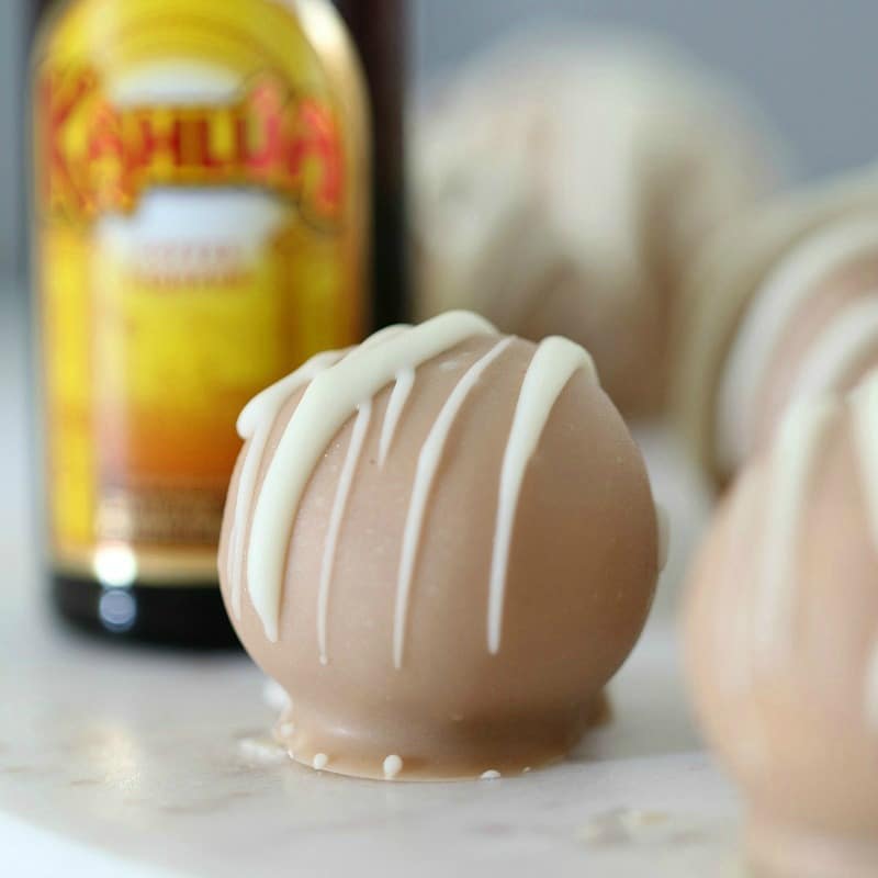 Kahlua Cheesecake Balls (easy no bake recipe) Bake Play Smile