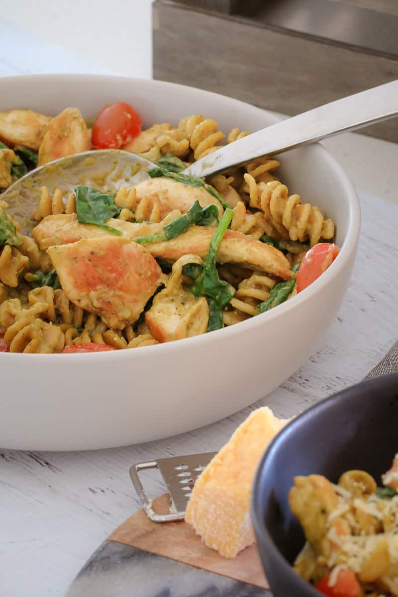 One Pot Creamy Pesto Chicken Pasta Easy Midweek Dinner Bake Play Smile