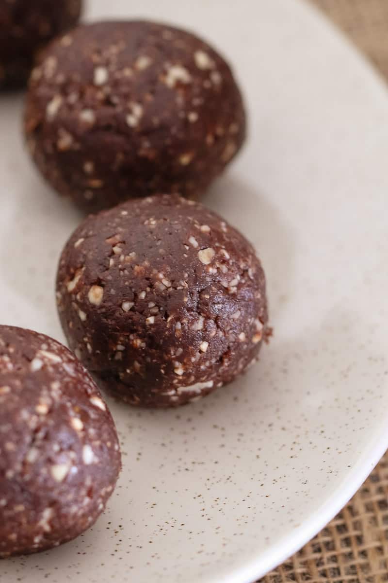 Healthy 'Nutella' Protein Balls 3 Ingredients Bake Play Smile