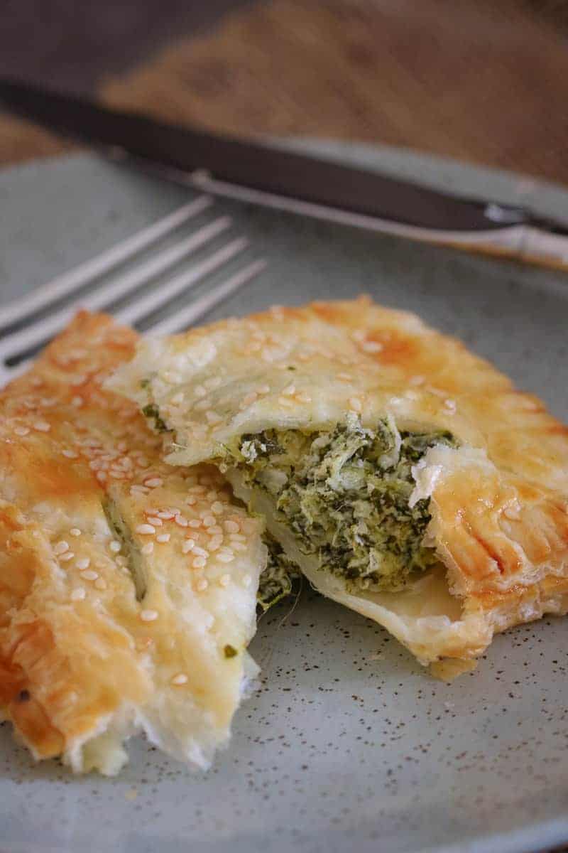 Spinach Rolls with Feta & Ricotta Puff Pastry Bake Play Smile